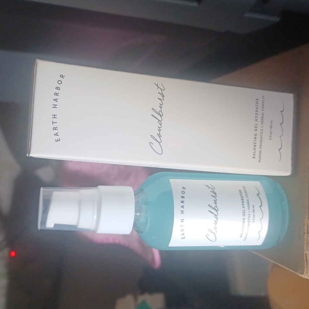Earth Harbor Cloudburst Gel Hydrator Serum